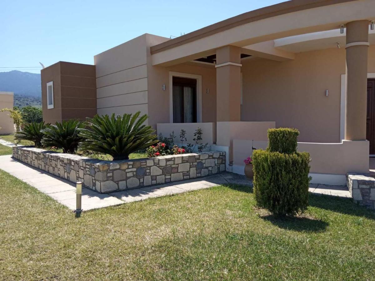 Kos Villa - Family Comfort With Large Garden, Jacuzzi Exterior foto