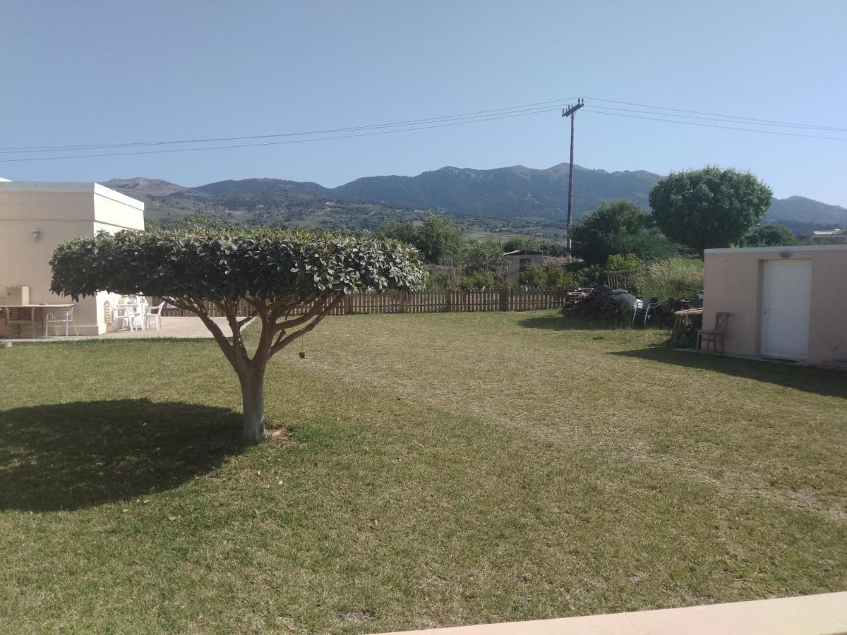 Kos Villa - Family Comfort With Large Garden, Jacuzzi Exterior foto